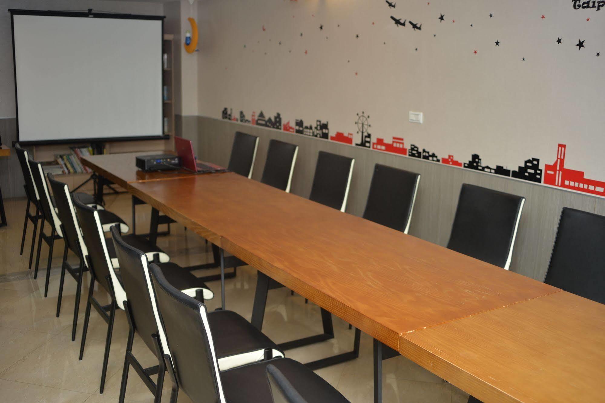 Hotel Leisure Beitou Taipei Exterior photo